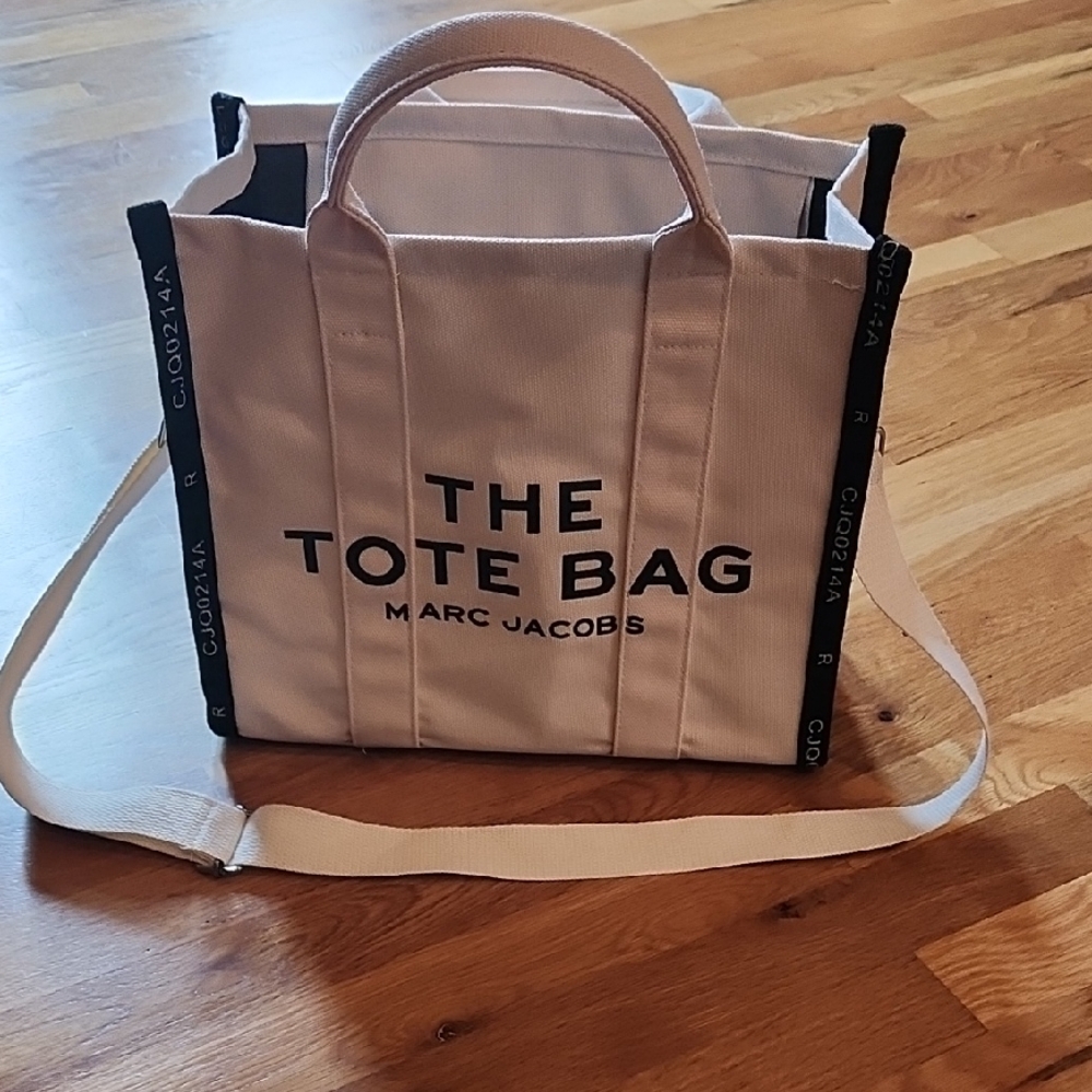 Marc Jacobs Cream Tote Bag with Black Accents